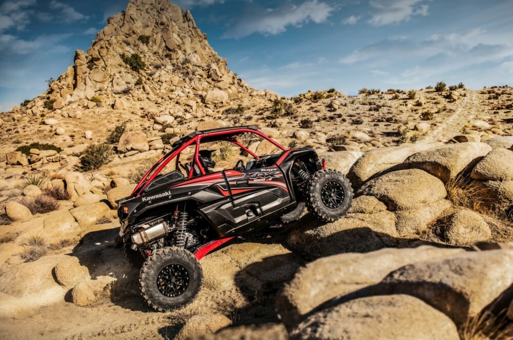 2021 Kawasaki Teryx KRX 1000 eS rock crawling