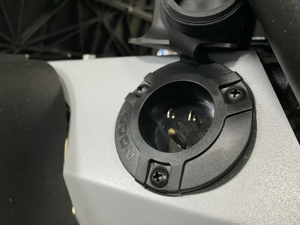 American Landmaster Launches Lithium-ion Side-By-Side